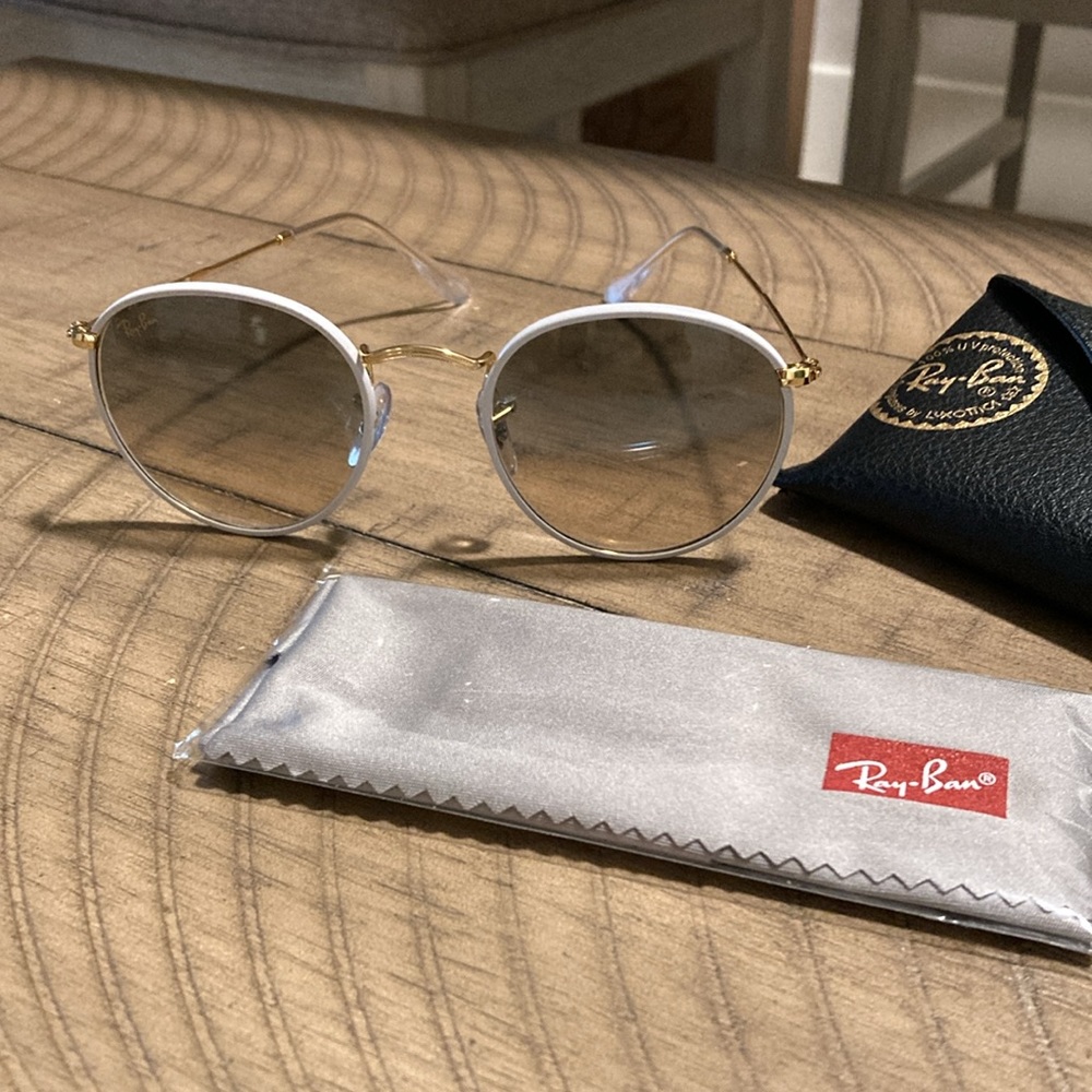 Ray-ban white frames!